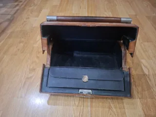 Maletín médico antiguo de cuero automatico