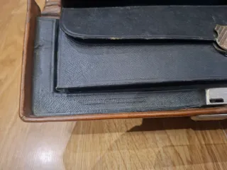 Maletín médico antiguo de cuero automatico