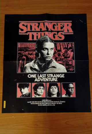 Album Stranger Things Panini, Poster e 6 Figurine