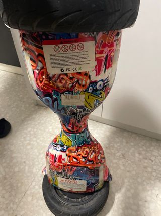 Hoverboard con diseño graffiti