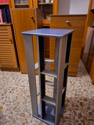 Mobiletto porta CD girevole