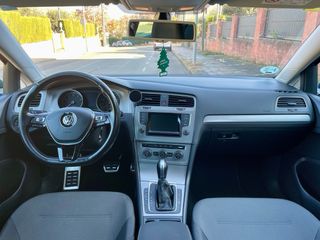 Volkswagen Golf 1.4 TSI DSG7