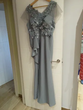 Vestido largo de fiesta gris. Talla XXL real