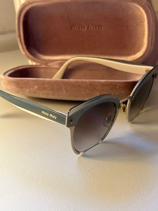 Gafas de sol Miu Miu mujer originales