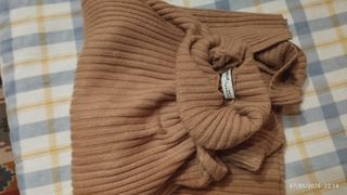 Jersey cuello vuelto Pull&Bear marrón Talla XS