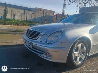Mercedes-Benz Clase E 2004