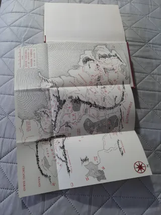 Cuentos Inconclusos De Numenor y La Tierra Medi...