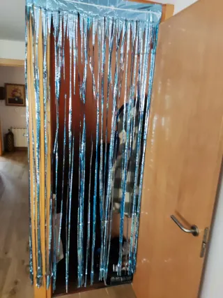 Cortina metálica azul y plateada nueva a estrenar