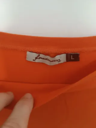 Camiseta naranja manga ranglan talla L
