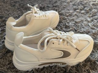 Zapatillas deportivas blancas