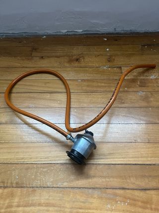 Calentador Junkers Bosch + 2 bombonas butano + kit