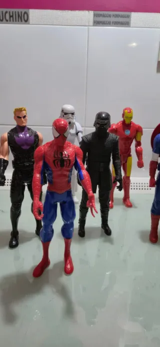 11 Figuras Superhéroes Marvel