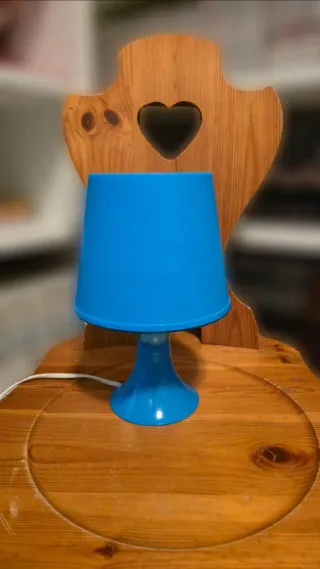 Lampade da comodino blu