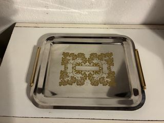 Vassoio Acciaio Inox con Manici Dorati