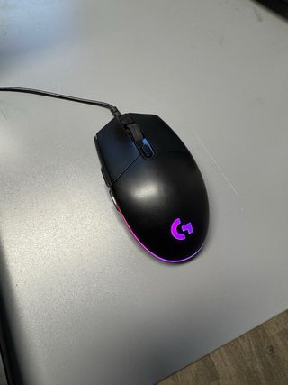 MSI GP76 Leopard RTX 3070 con mochila y raton