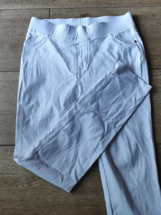 Pantalones blancos capri