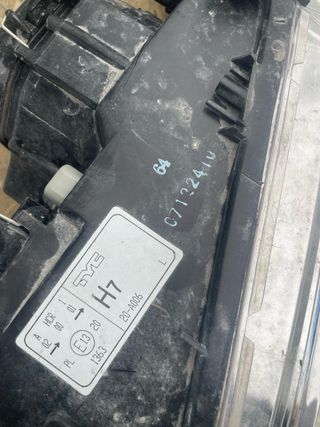 Faro Audi A4 B5 Para reparar