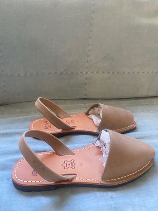 Menorquinas Ria Menorca Beige de piel