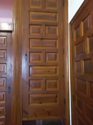 En Alicante: Gran frente armario estilo castellano