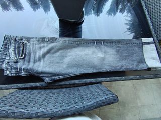 Pantalón vaquero gris Zara