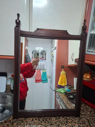 Espejo de madera vinagre,