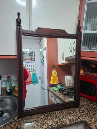 Espejo de madera vinagre,