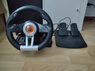 Volante Krom con Pedales