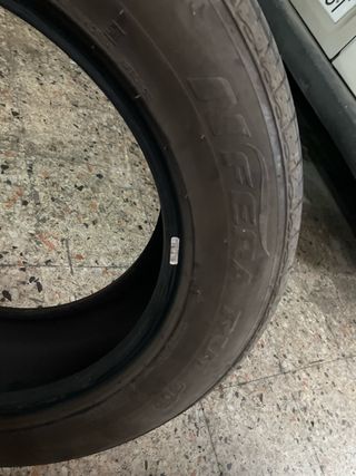 Neumático 235/60 R18 103V