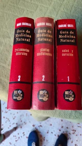 Tres libros de medicina natural