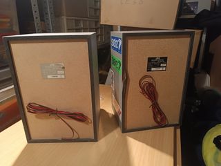 Altavoces JVC Gris y Morado
