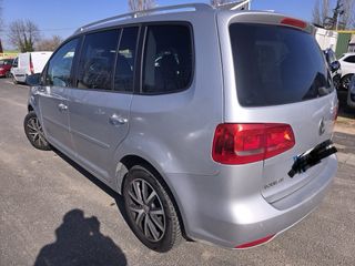 Volkswagen Touran 2011