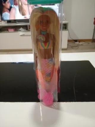 Muñeca Sirena Arcoíris