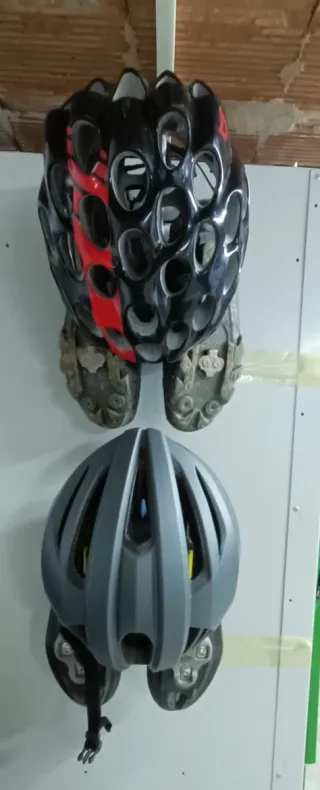 Soporte pared para material bici