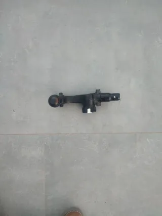 Bola de remolque Tesla Model Y