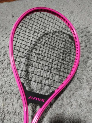 Raqueta de tenis rosa Aviva