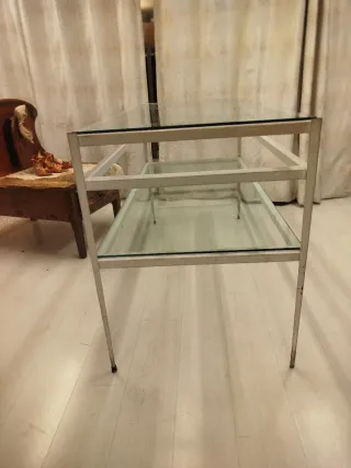 Mostrador expositor de hierro y cristal