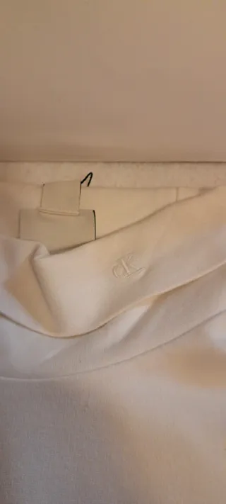 Buso Calvin Klein Talla S Blanco