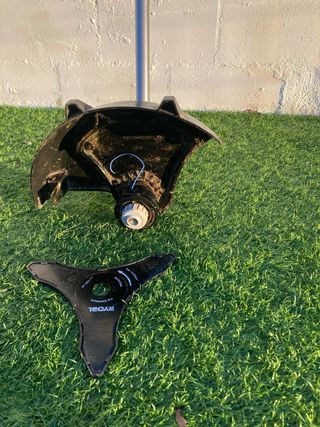 Desbrozadora Ryobi con Batería y Cargador