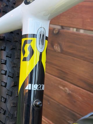 Bicicleta Scott Scale M 29 Carbono