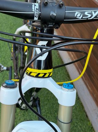 Bicicleta Scott Scale M 29 Carbono