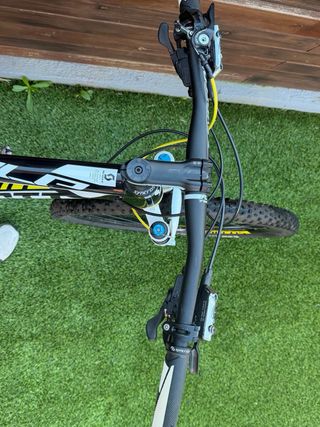 Bicicleta Scott Scale M 29 Carbono