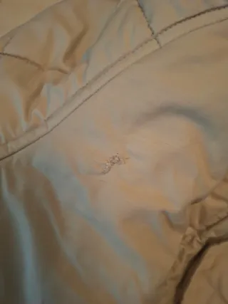 Plumas largo mujer talla 40 con capucha. Gris clar