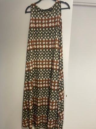 Vestido largo estampado lunares