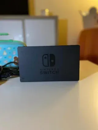 Nintendo Switch v2 con Funda - Buen estado