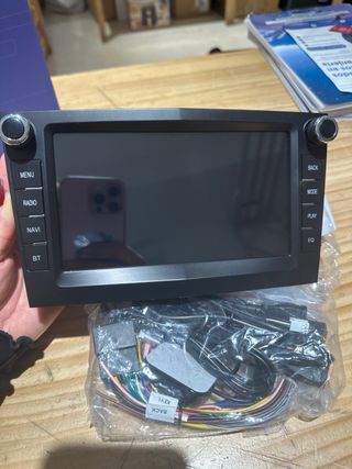 Pantalla de coche universal