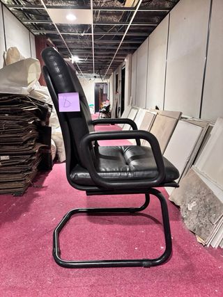 Silla de oficina vintage cuero negro