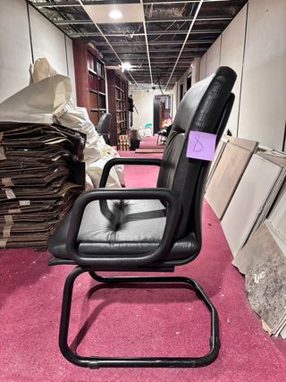 Silla de oficina vintage cuero negro