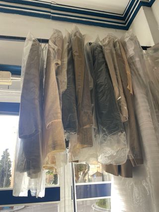 Lote Ropa Variada Beige y Multicolor