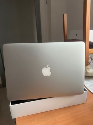 MacBook Pro 13 Retina i5 8GB RAM SSD + Office 2019