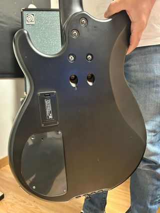 Bajo Yamaha BB734A TMBL